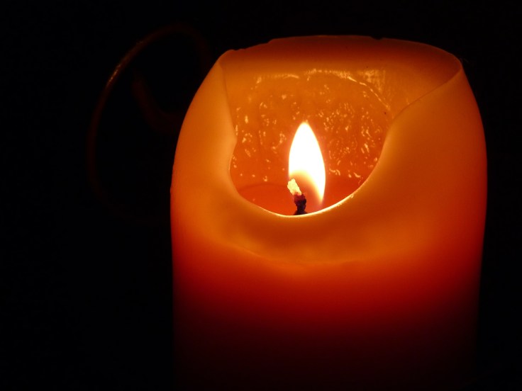 candle-197248_1920.jpg